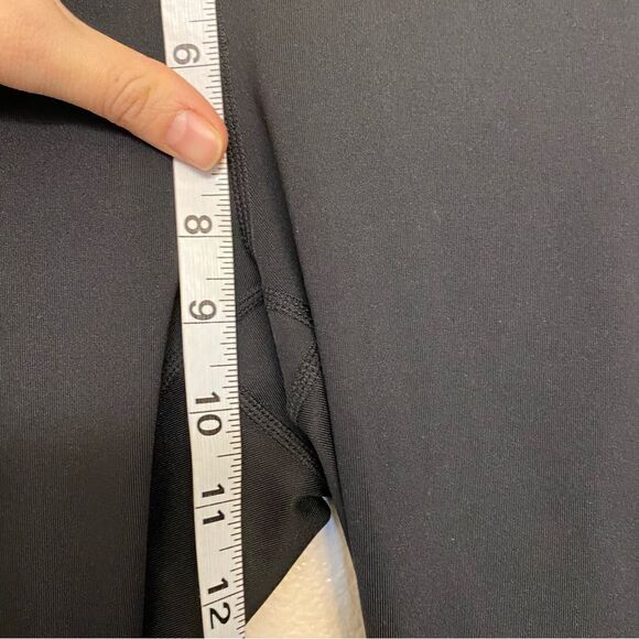 Z By Zella Womens Stretch hi rise Cropped capri Leggings Mesh Panels Size -Large - Picture 3 of 6